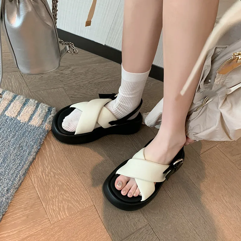 STARRO Beach Sandals Women's Black/White/Silver-11
