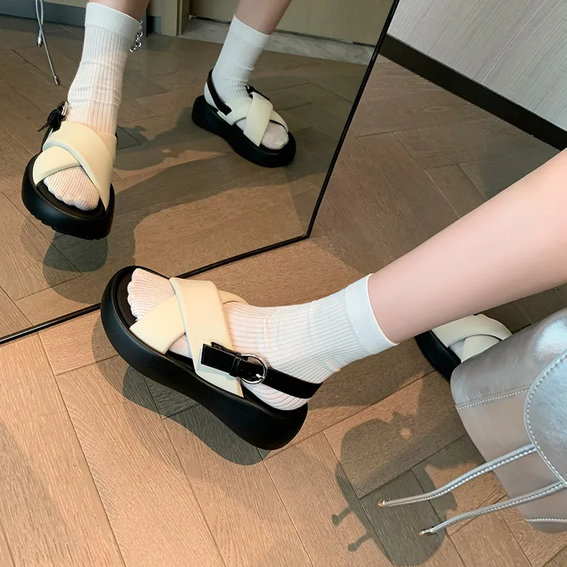 STARRO Beach Sandals Women's Black/White/Silver-12