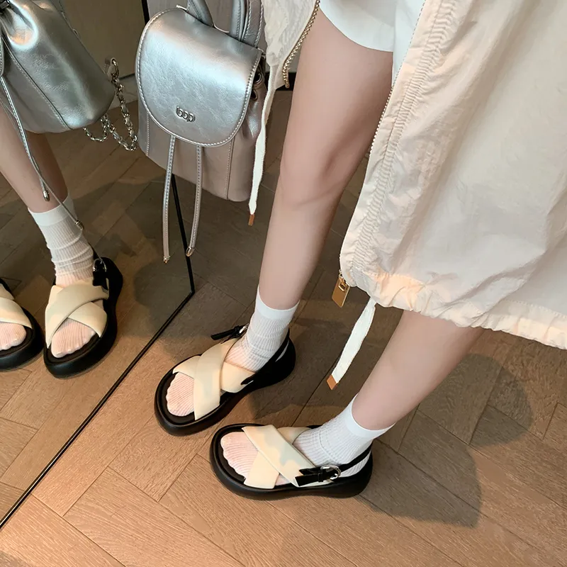 STARRO Beach Sandals Women's Black/White/Silver-9