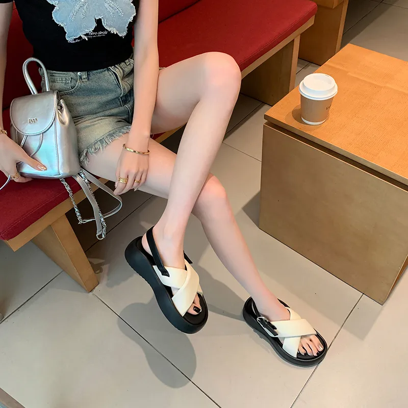 STARRO Beach Sandals Women's Black/White/Silver-14