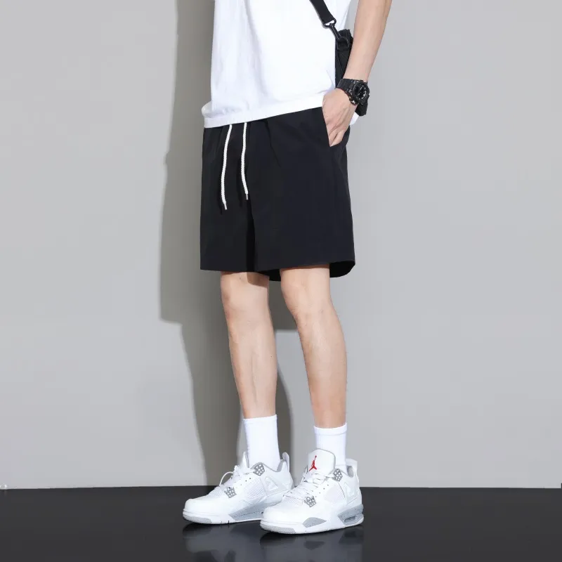 HAVR Comfortable And Breathable Versatile Straight Fit Mid Thigh Shorts Unisex-14