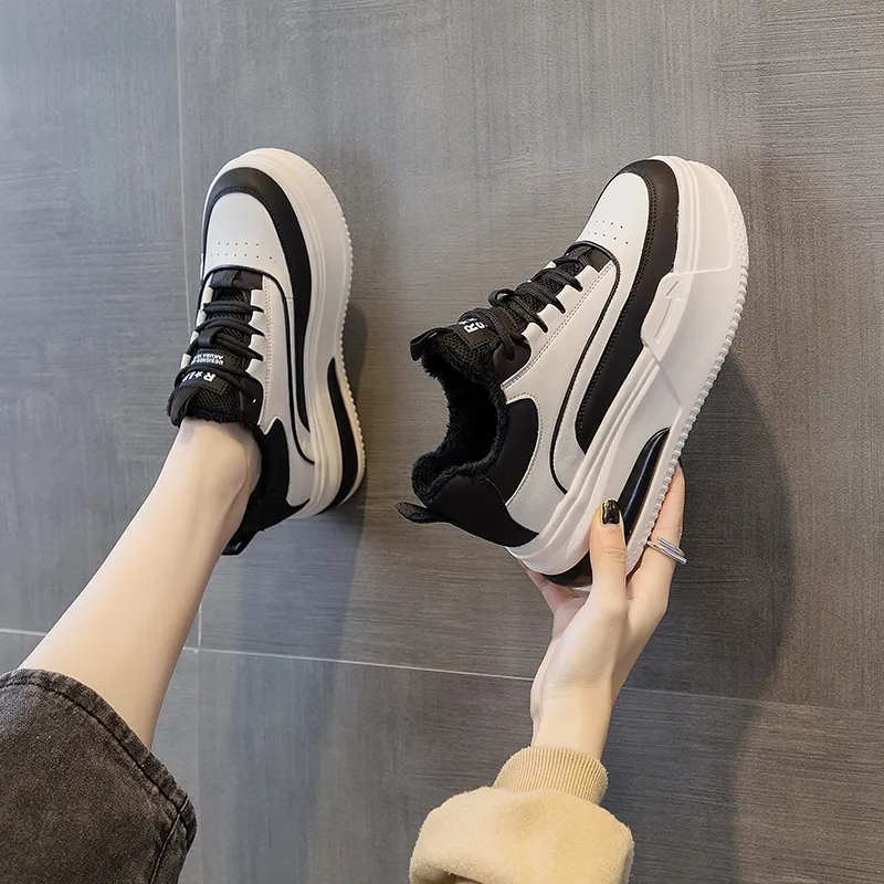 Ruomini Breathable Height Increasing Low-Top Skateboard Shoes Women's-3