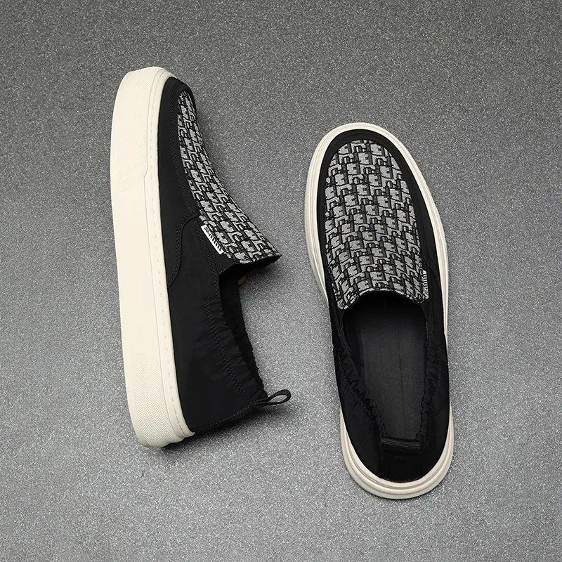 Ruomini Breathable Low Top Skateboard Shoes Men's Black-2