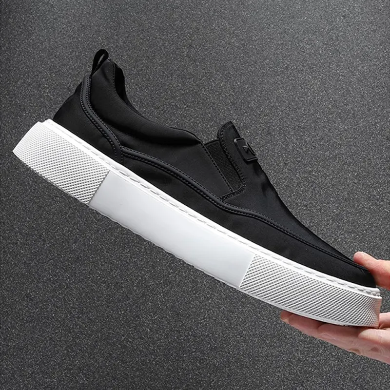 Ruomini Breathable Low Top Skateboard Shoes Men's Black-2