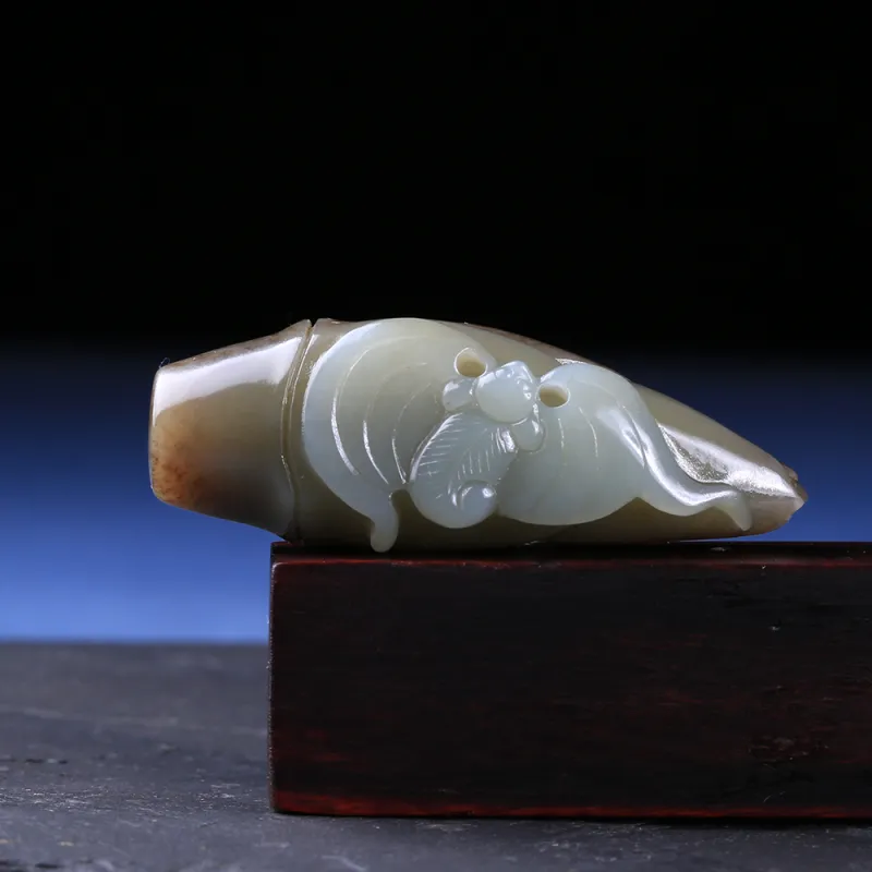 Renyu Jewelry Niche Luxury Rising Blessing Pendant Sugar Jade Unisex-1