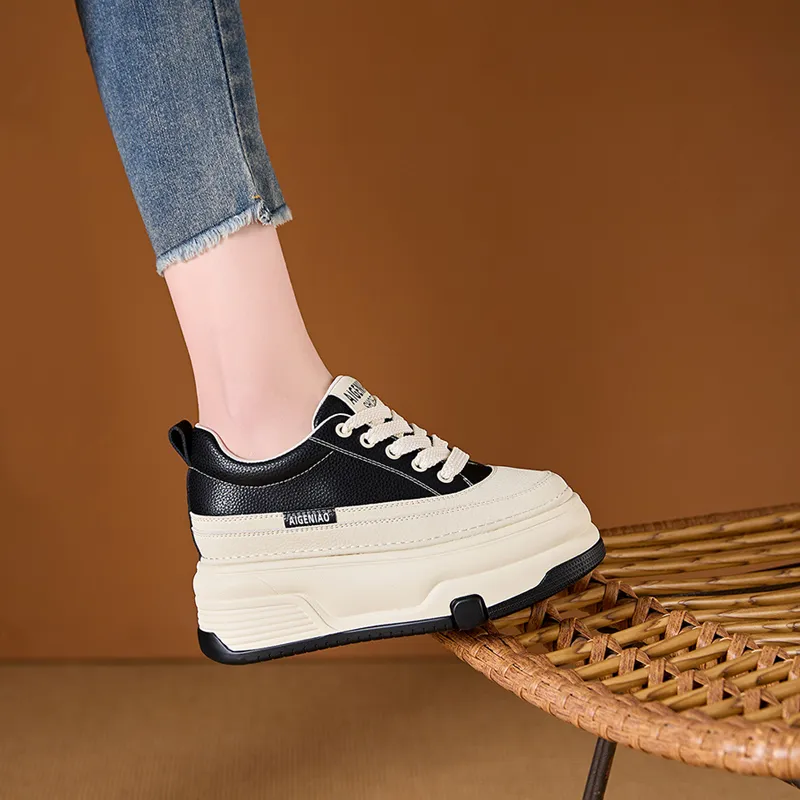 Egger Bird Low Top Casual Shoes Women's-6