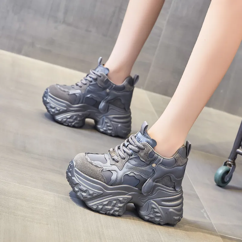 Egger Bird Coverage Low-Top Chunky Sneakers Women's-7