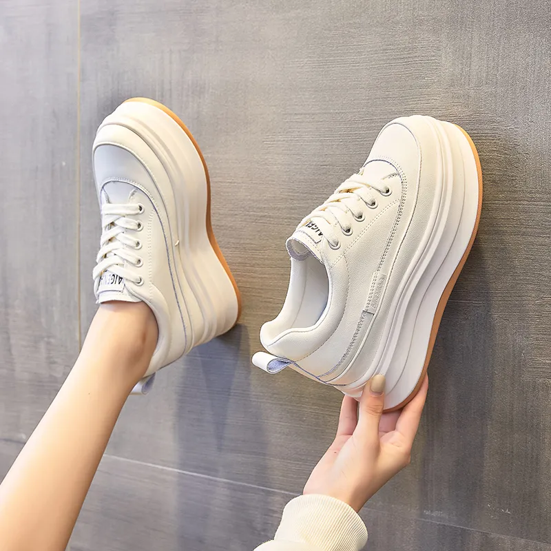Egger Bird Low Top Casual Shoes Women's-7
