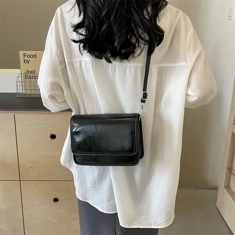 BALANG Shoulder Bags-16