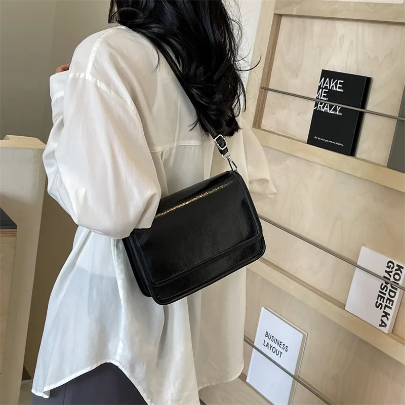 BALANG Shoulder Bags-15