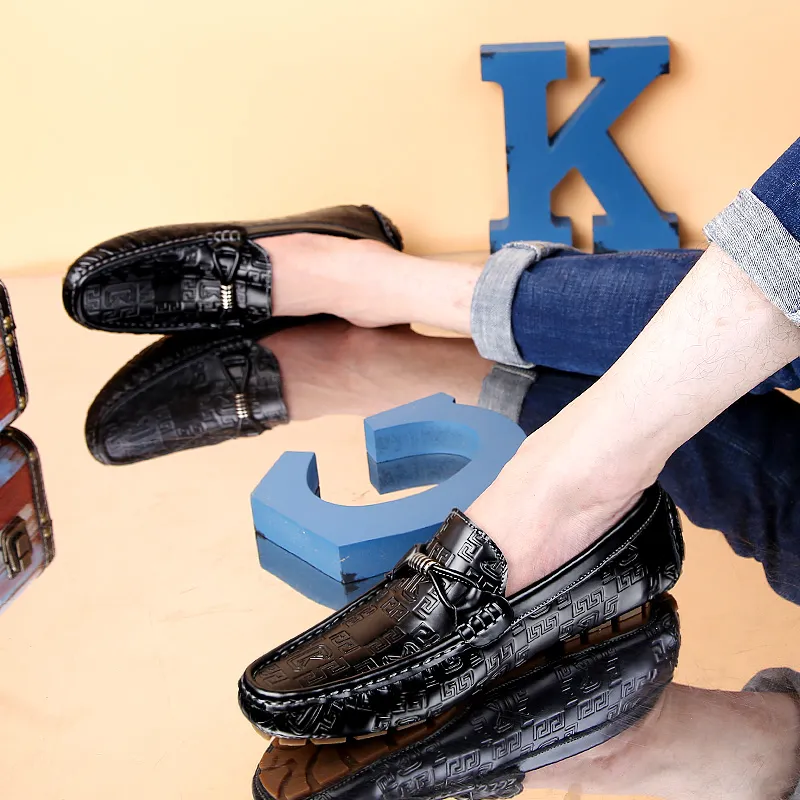 CKVUSAMG Gommino Loafers Men Black/White/Blue-21