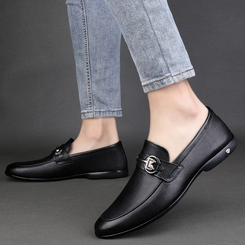 CKVUSAMG Gommino Loafers Unisex Black/White-12