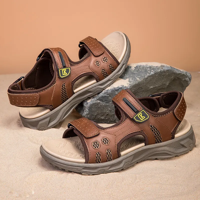 CKVUSAMG Beach Sandals Men Light Brown/Dark Brown-9