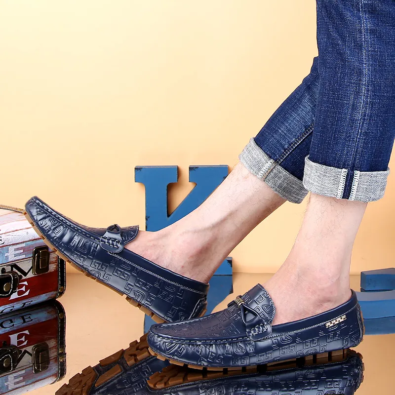 CKVUSAMG Gommino Loafers Men Black/White/Blue-12