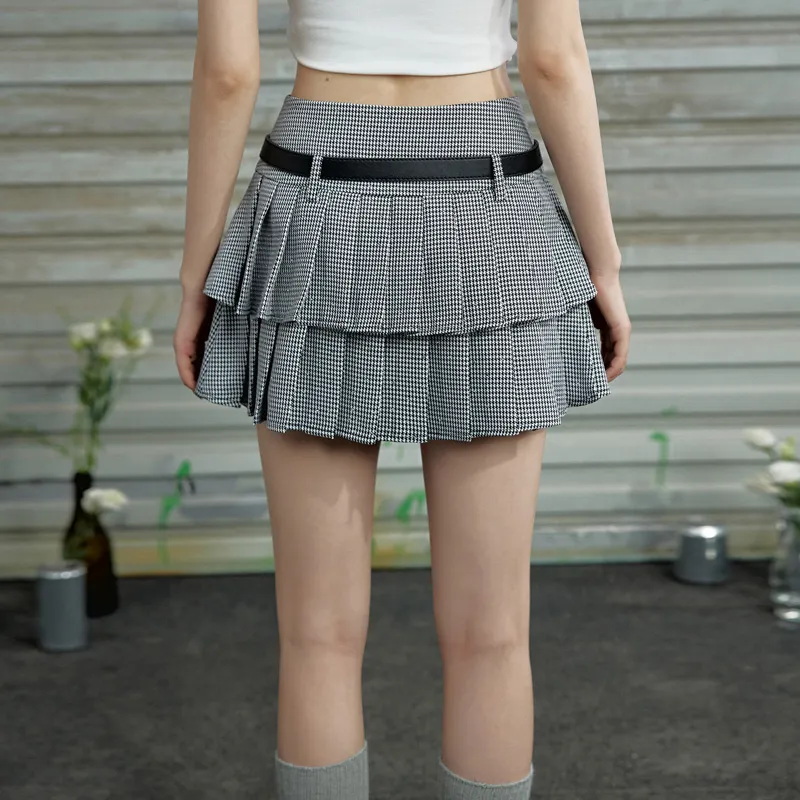 UNIFREE Short A-Line Pleated Skirt Women's Black White-2