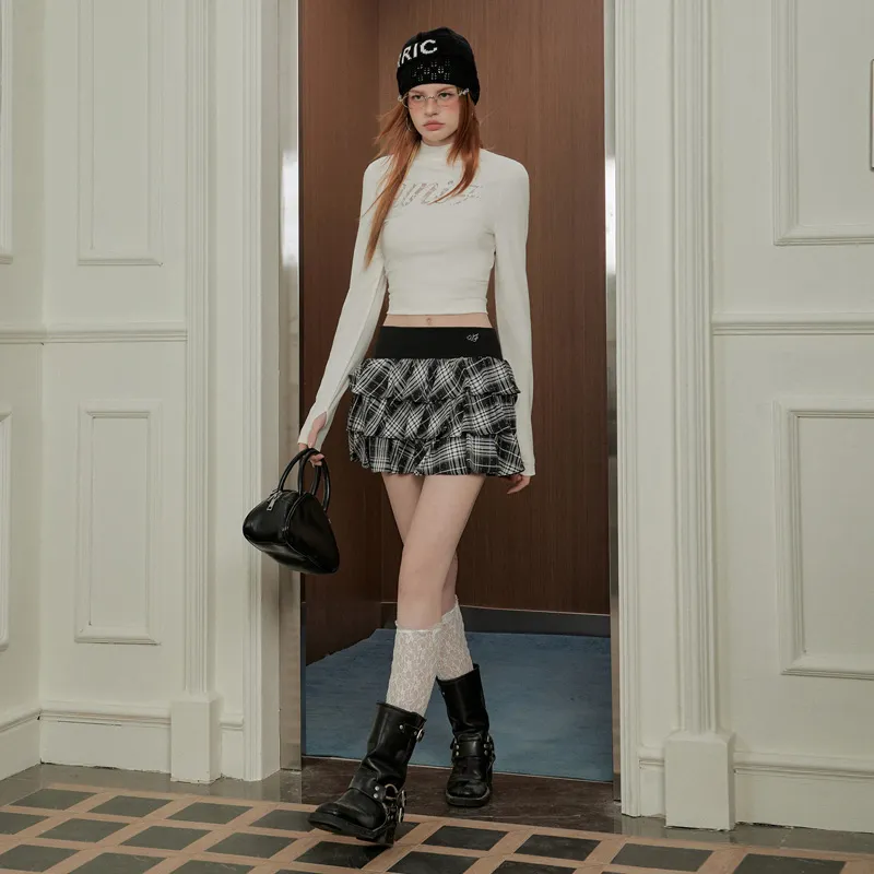UNIFREE Casual Short Skirts Women's Black White Plaid-3