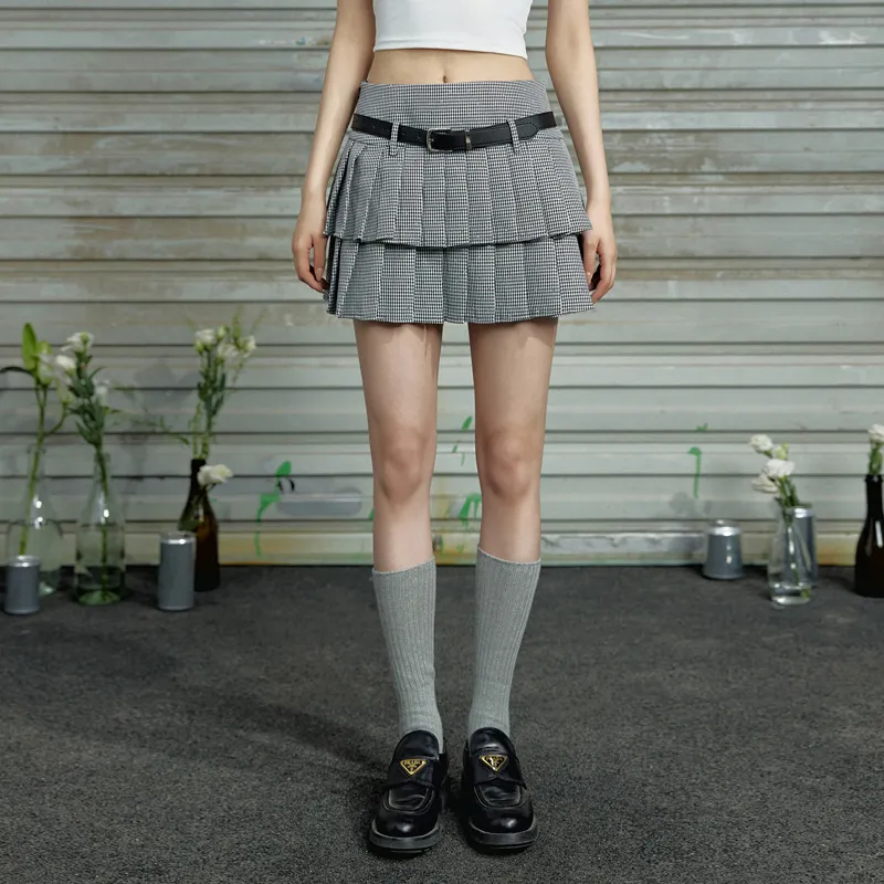 UNIFREE Short A-Line Pleated Skirt Women's Black White-4