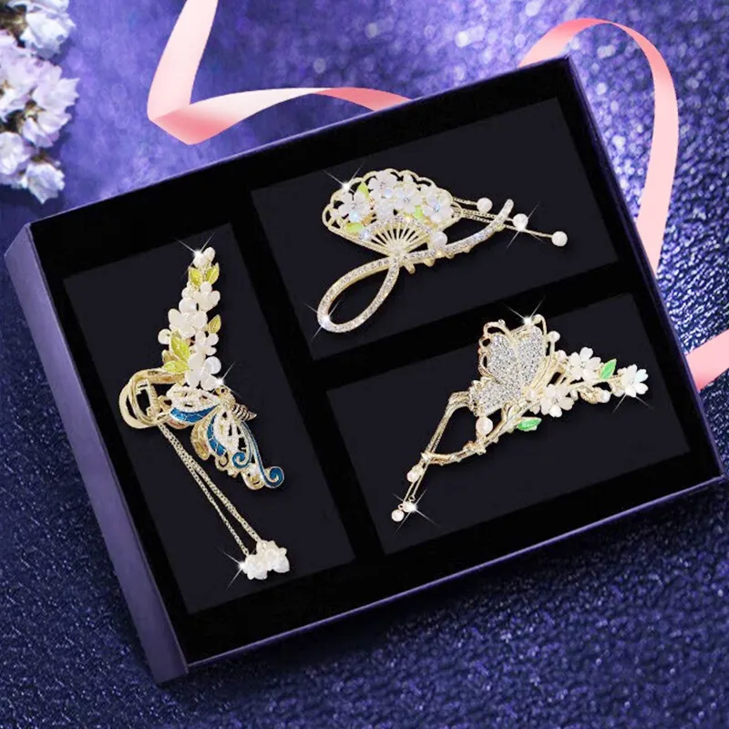 Enchanting Cat Claw Clip Women's-1