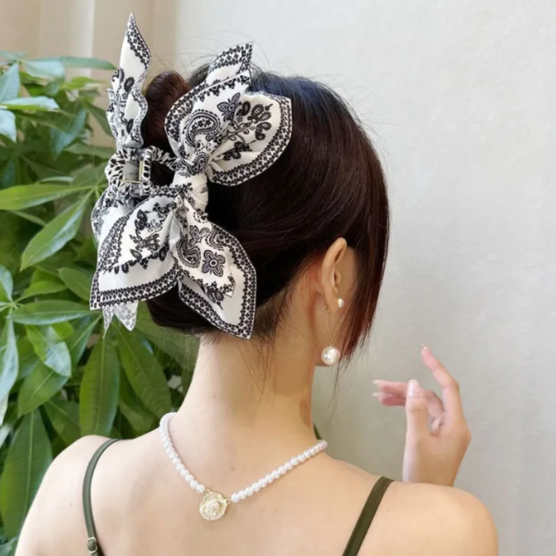 Enchanting Cat Hair Clips Women's-1