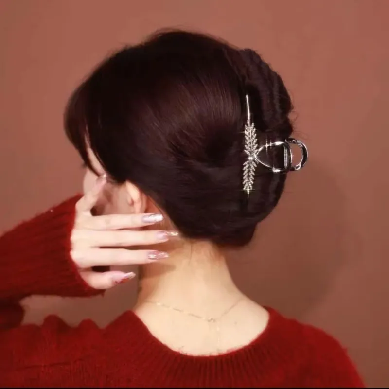 Enchanting Cat Claw Clip Women's-2