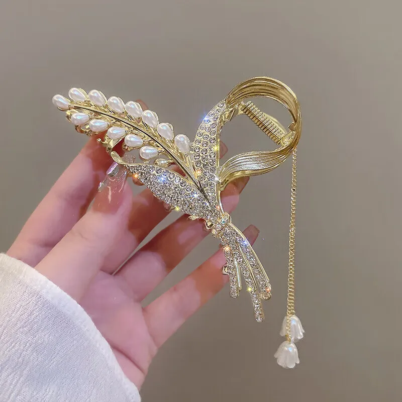 Enchanting Cat Alloy Claw Clip Women's-3
