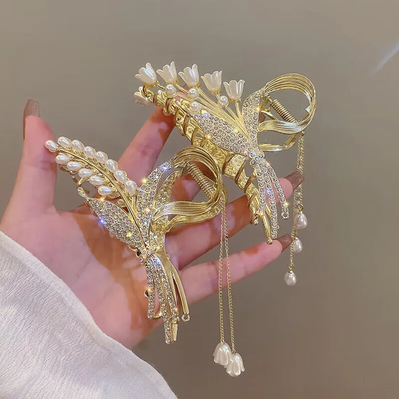 Enchanting Cat Alloy Claw Clip Women's-5