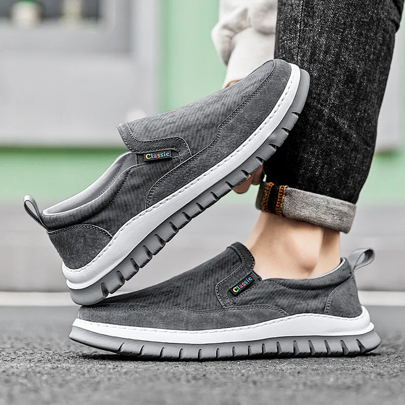 Bull Thunder Low Top Casual Shoes Men's-10