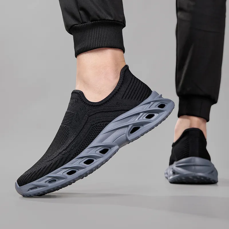 Bull Thunder Slip Resistant And Breathable Low Top Casual Shoes Men's-10
