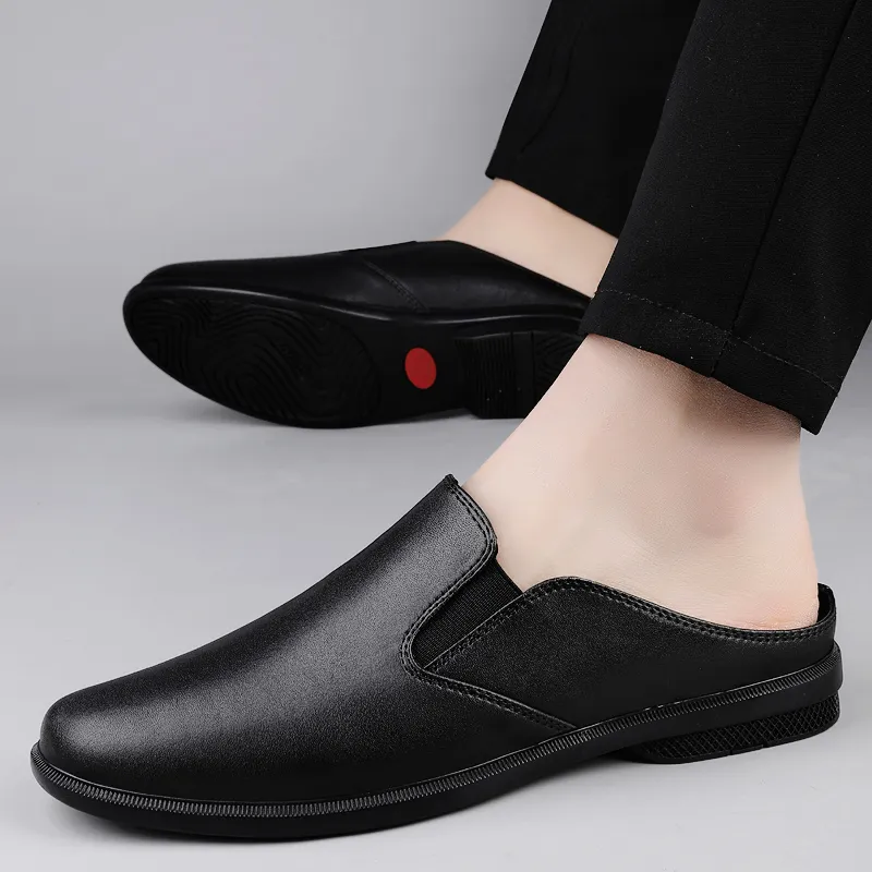 Bull Thunder Rubber Sole Slip Resistant Closed Toe Slippers Men's Black-3