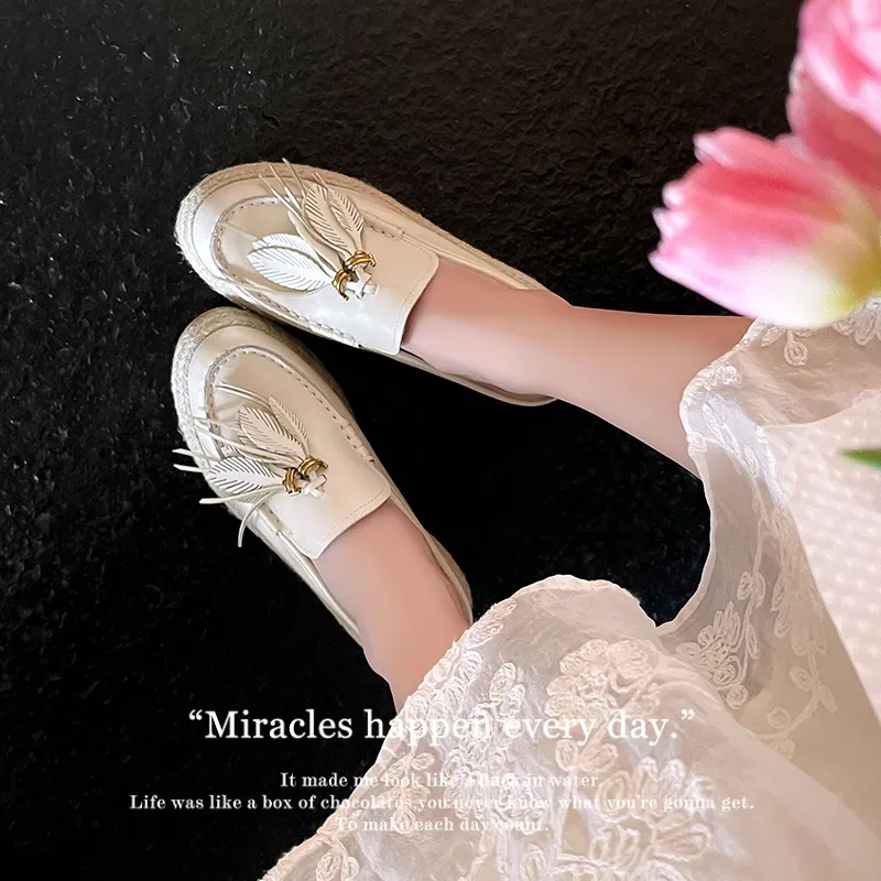 Su Yanjiao EVA Stitching Metal Fringe Closed Toe Slippers Women's-1