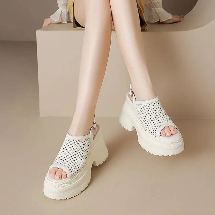 Su Yanjiao One Strap Sandals Women's-9