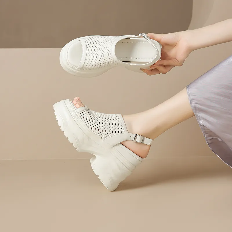 Su Yanjiao One Strap Sandals Women's-11