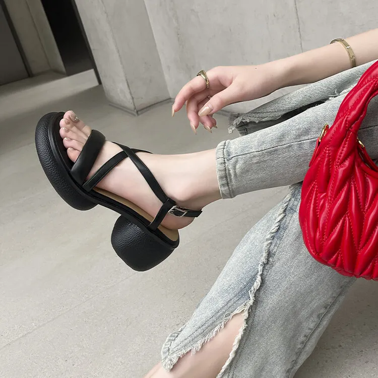 Su Yanjiao One Strap Sandals Women's-1