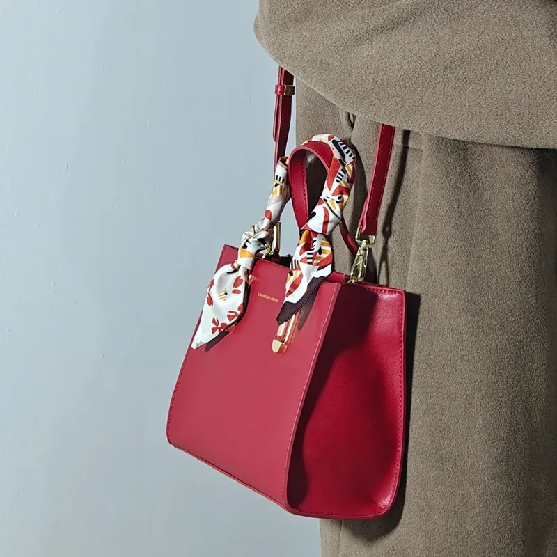 FAIRWHALE Handbags-10