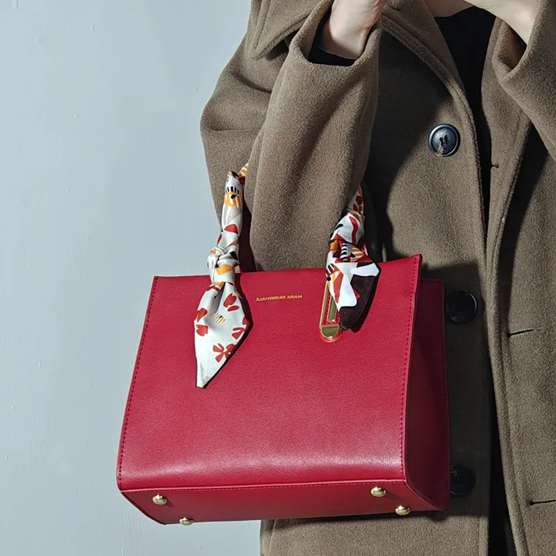FAIRWHALE Handbags-11