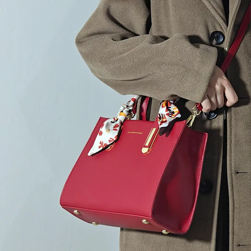 FAIRWHALE Handbags-13