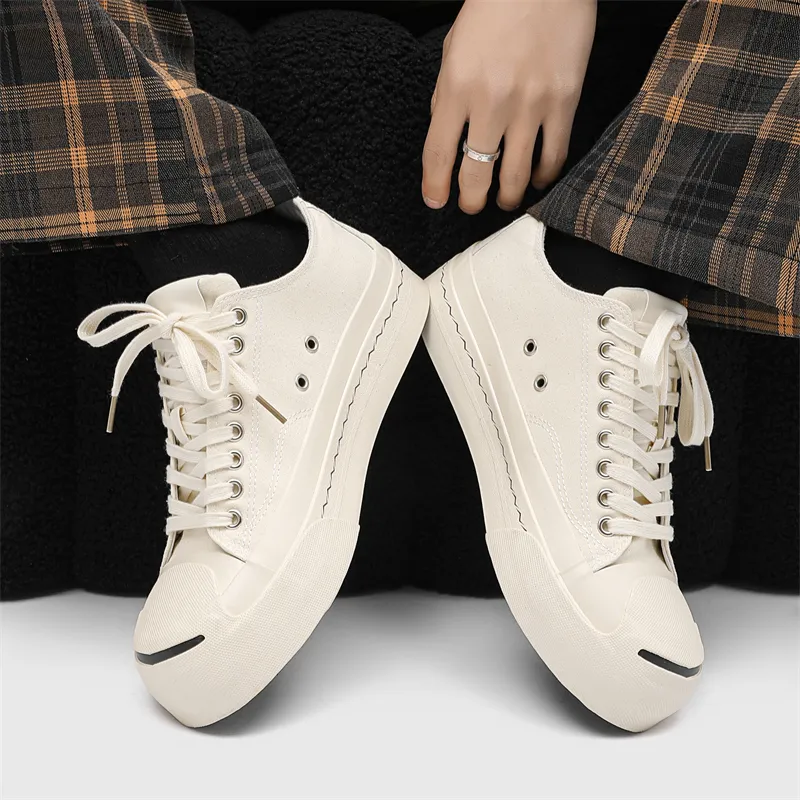 OUBT Open Mouth Smiley Face Breathable And Slip Resistant Low Top Canvas Shoes Unisex-19