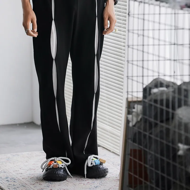 OUBT Niche Tire Base Clogs Unisex-13