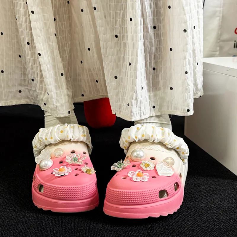 OUBT Pearl Crystal Floral, Laced Fabric Wrapped Clogs Women's Gradient Rose Red-7