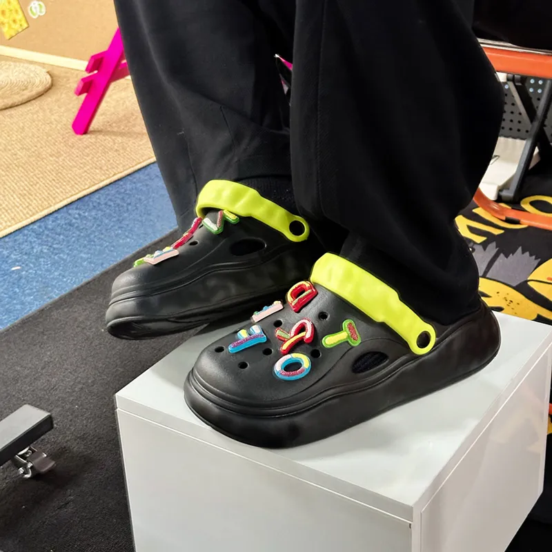 OUBT Clogs Men-9