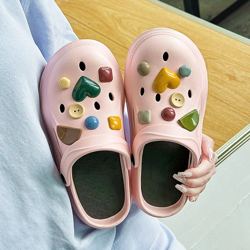 OUBT Wave Bottom Gemstone Decoration Closed Toe Clogs Women's-8