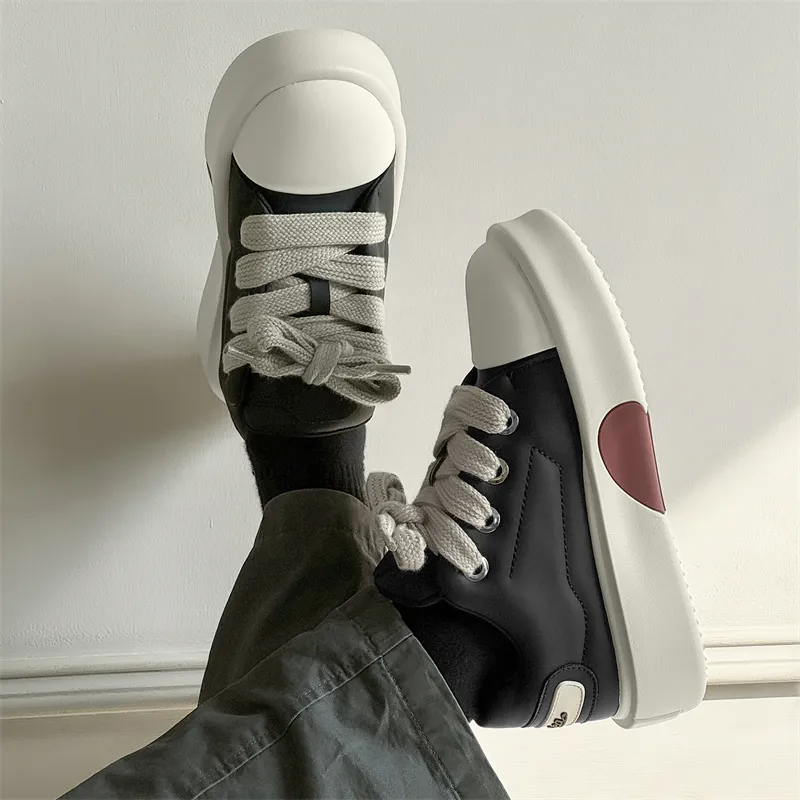 KUNGFUDEER Cool Play Collection Low Top Skateboard Shoes Unisex Black-5