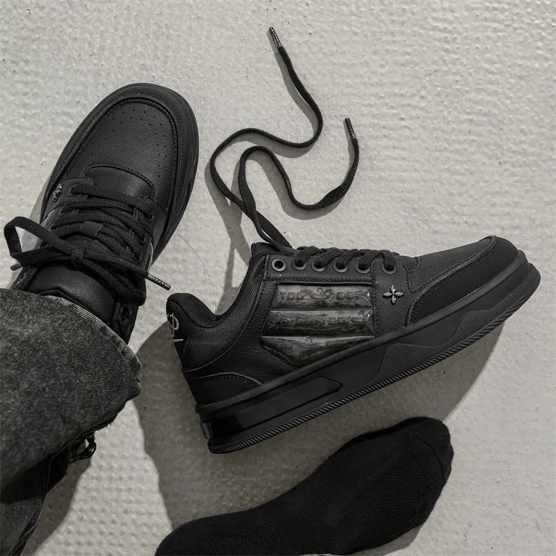 KUNGFUDEER Gothic Collection Anti Slip Wear Resistant Low Top Skateboard Shoes Unisex Black-1