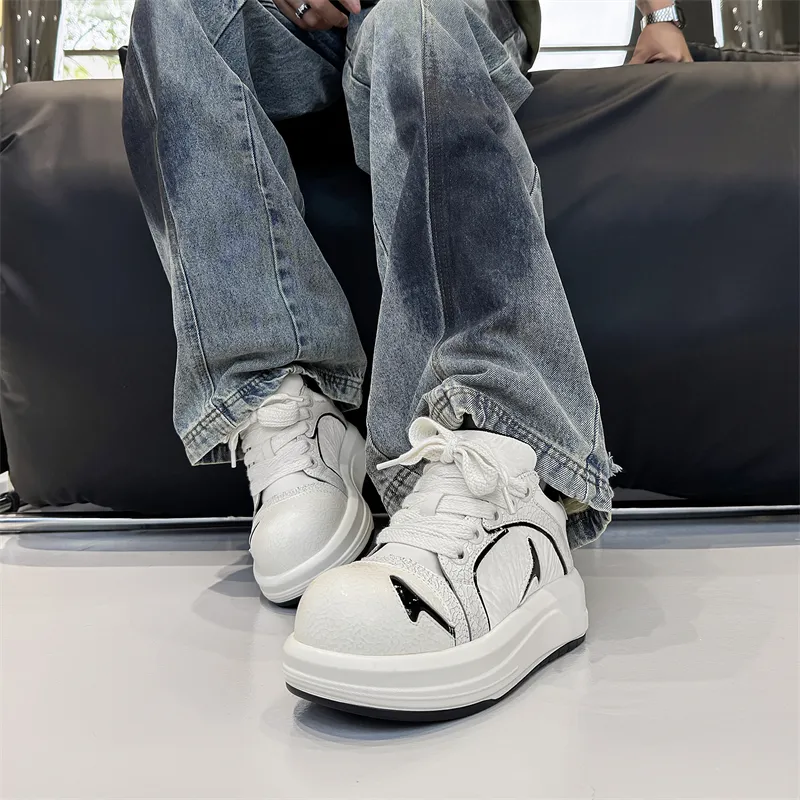 KUNGFUDEER Cool Play Collection Anti Slip Wear Resistant Low Top Skateboard Shoes Unisex White-3