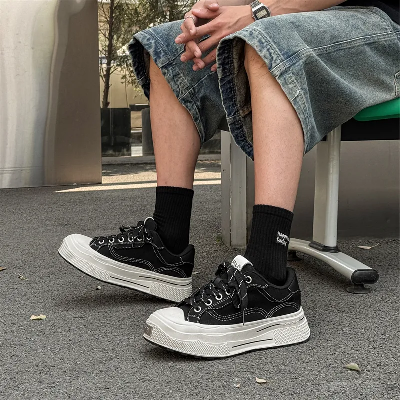 KUNGFUDEER Thread Line Collection Slip Resistant, Abrasion Resistant, Breathable Low Top Skateboard Shoes Unisex Black-2