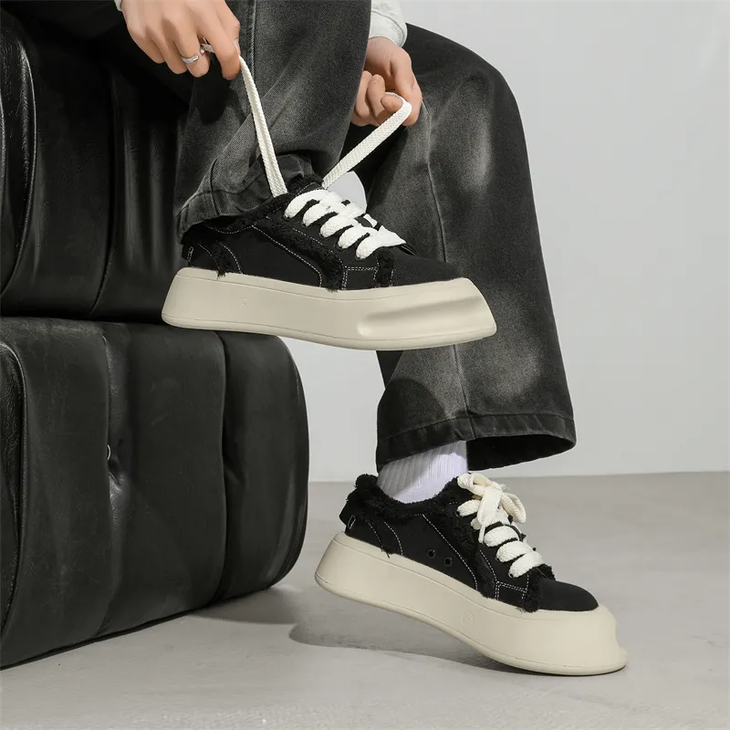 KUNGFUDEER Thread Line Collection Slip Resistant Height Increasing Low Top Skateboard Shoes Unisex Black-3