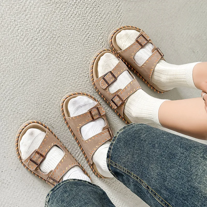 KUNGFUDEER Totem Stitching Slip Resistant Abrasion Resistant Slide Slippers Unisex-9