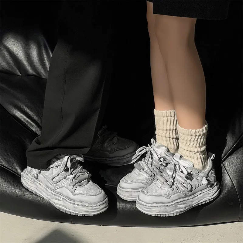 KUNGFUDEER Low Top Skateboard Shoes Unisex Distressed White-2