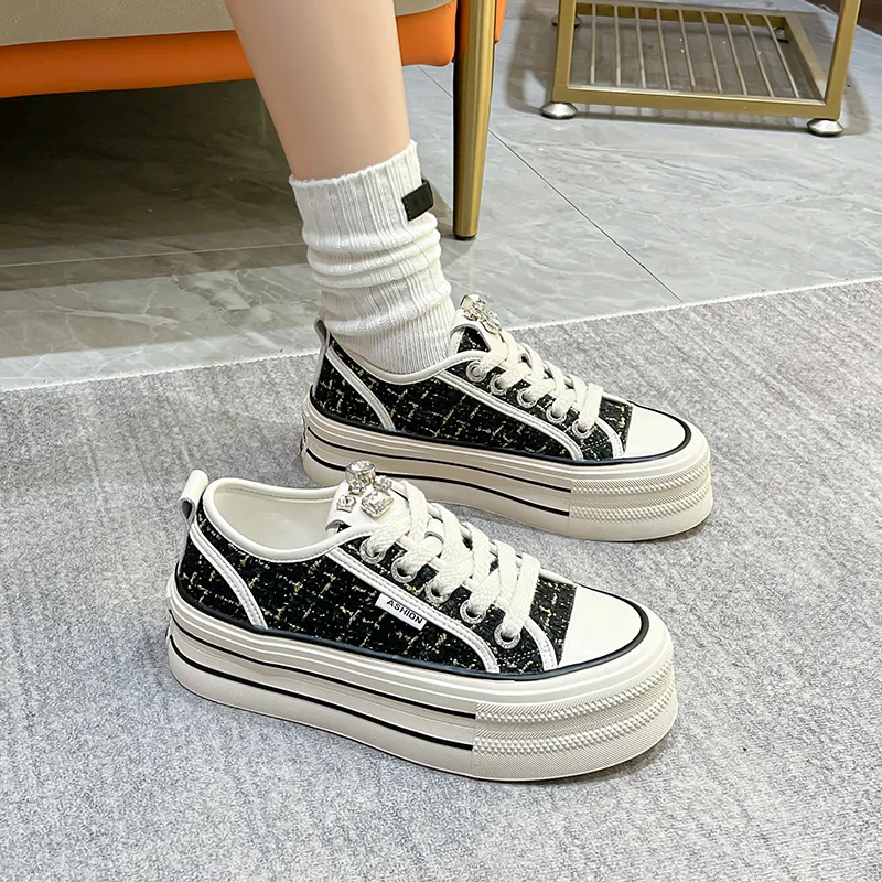 KEJIANNI Chanel-Inspired Anti-Slip And Wear-Resistant Height Increasing Low-Top Canvas Shoes Women's-9