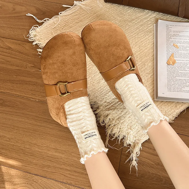 Casual Essentials Unlined Shoes Women's-6